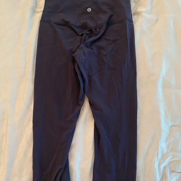 Blue Lululemon Capri leggings size 4 - Picture 2 of 2